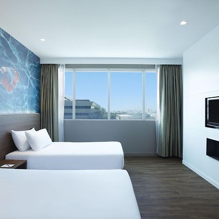 Centara Life Government Complex Hotel & Convention Centre Chaeng Watthana Bangkok Exterior photo