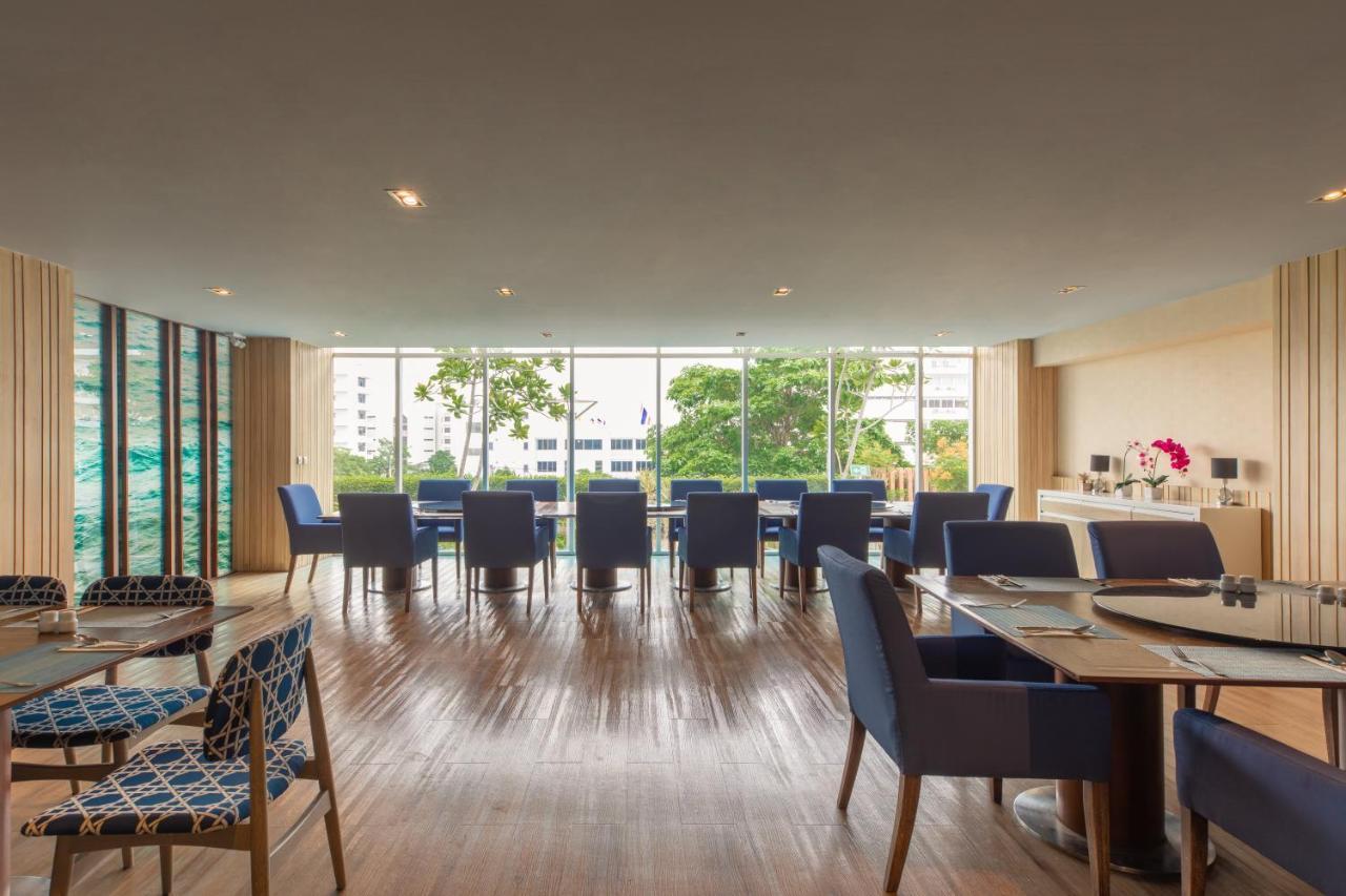 Centara Life Government Complex Hotel & Convention Centre Chaeng Watthana Bangkok Exterior photo