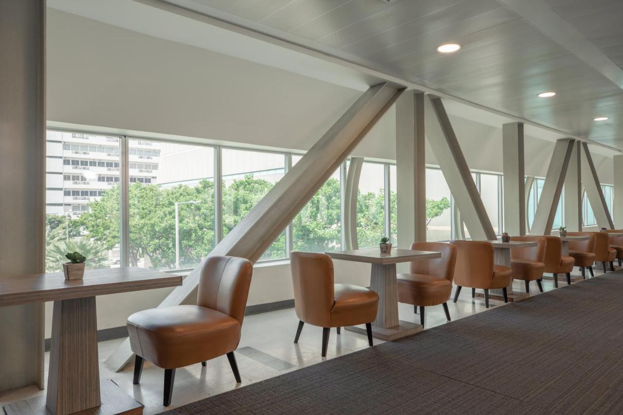 Centara Life Government Complex Hotel & Convention Centre Chaeng Watthana Bangkok Exterior photo