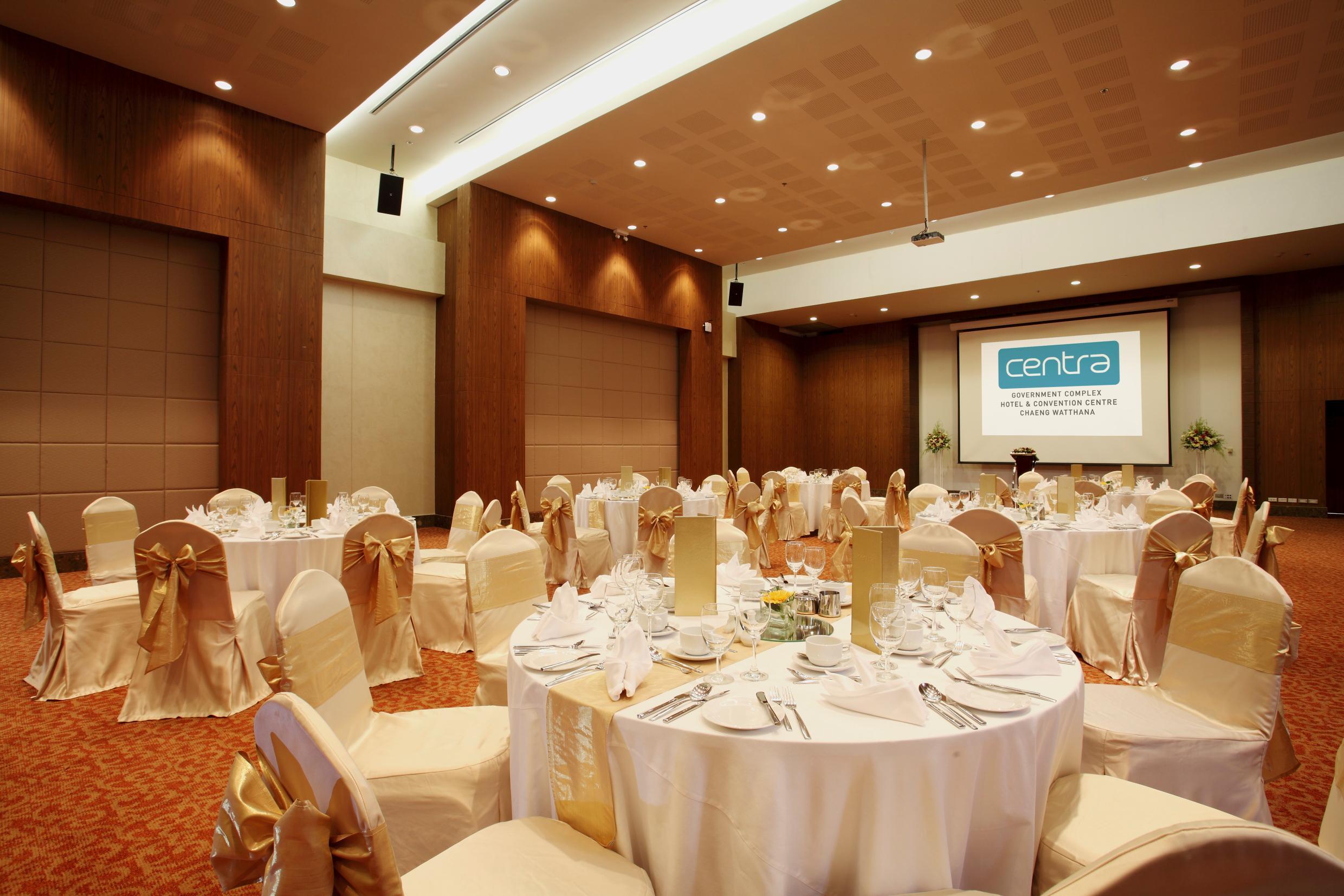 Centara Life Government Complex Hotel & Convention Centre Chaeng Watthana Bangkok Exterior photo