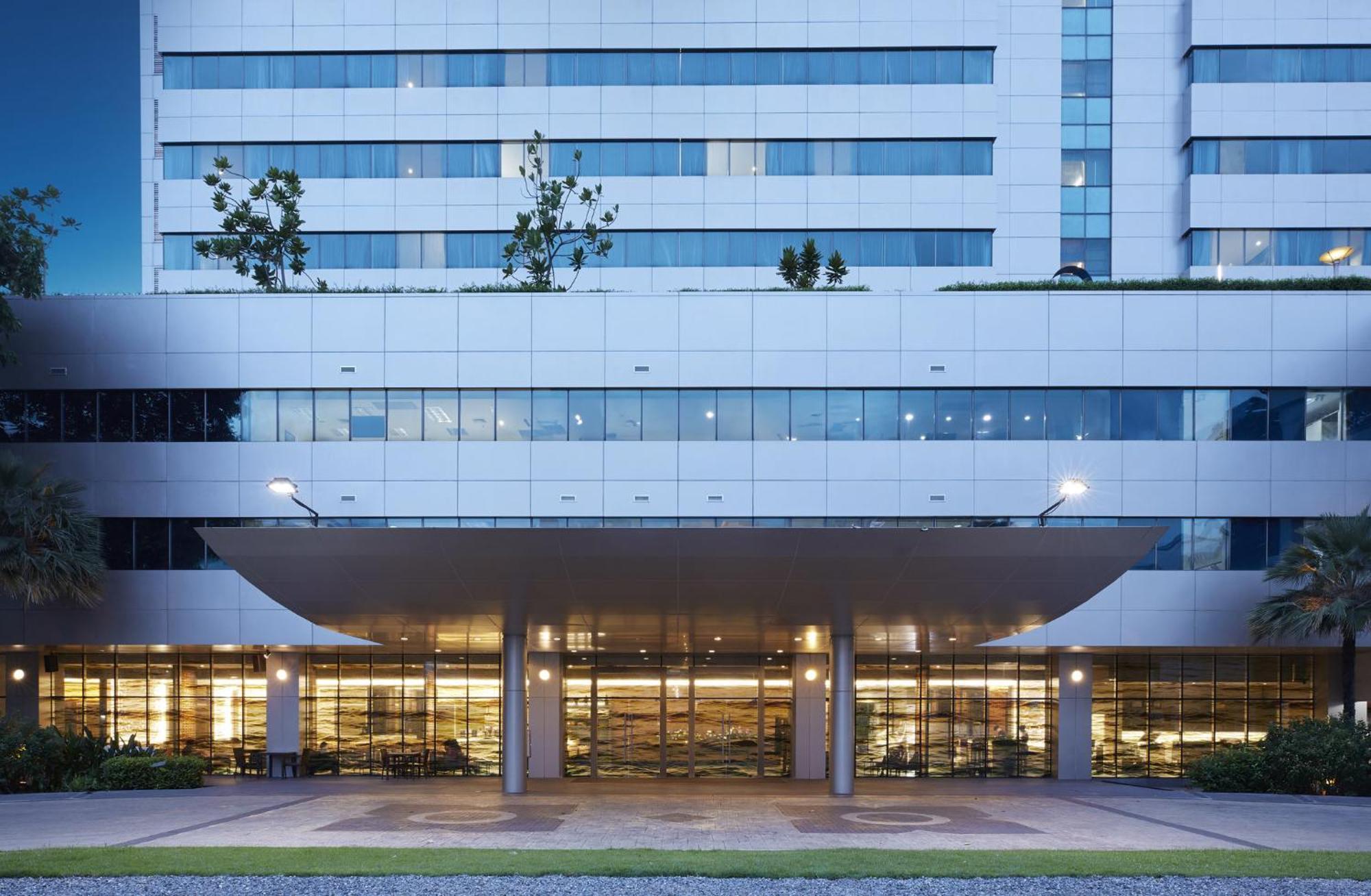 Centara Life Government Complex Hotel & Convention Centre Chaeng Watthana Bangkok Exterior photo